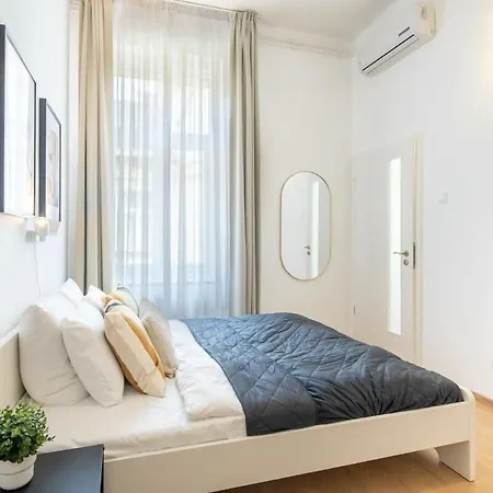 Ultra - Peaceful Sleep Appartement *